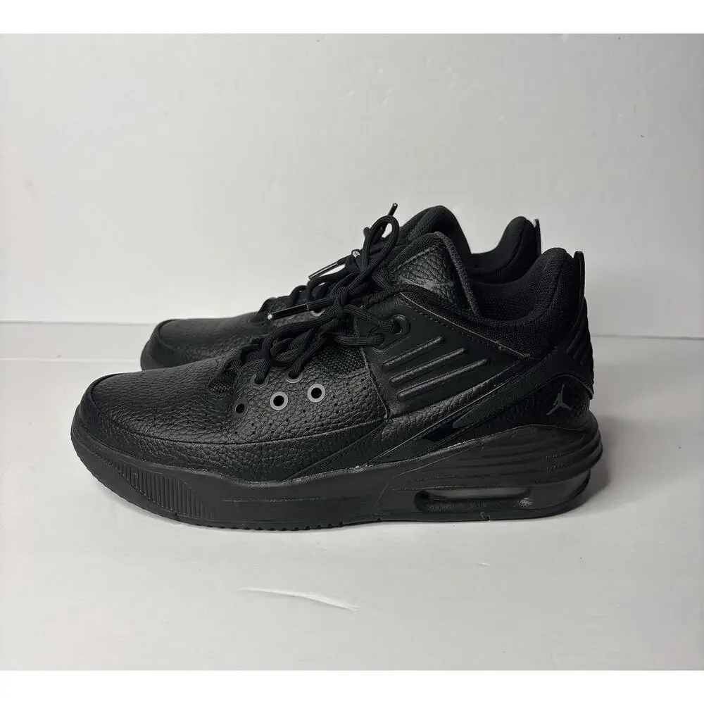 Air Jordan Max Aura 5 Triple Black Men’s Sz 7
